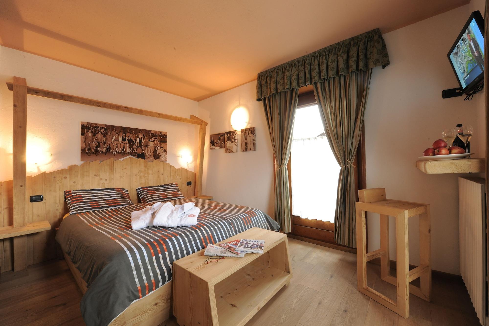 Hotel Astra Livigno Esterno foto