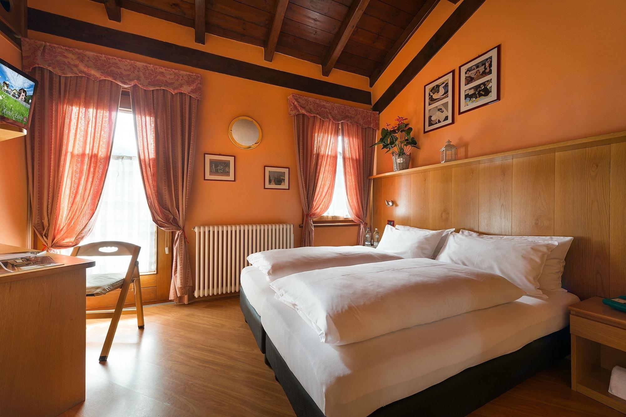 Hotel Astra Livigno Esterno foto