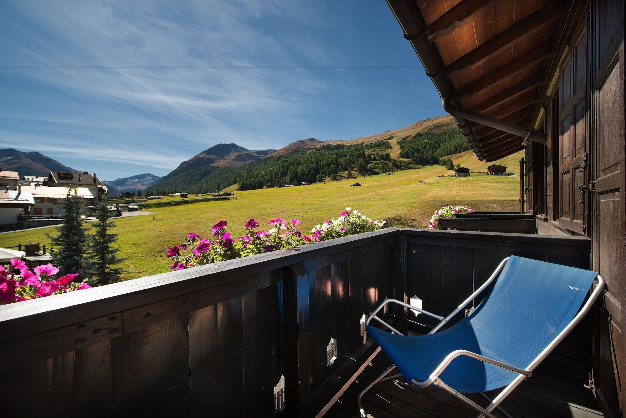 Hotel Astra Livigno Esterno foto