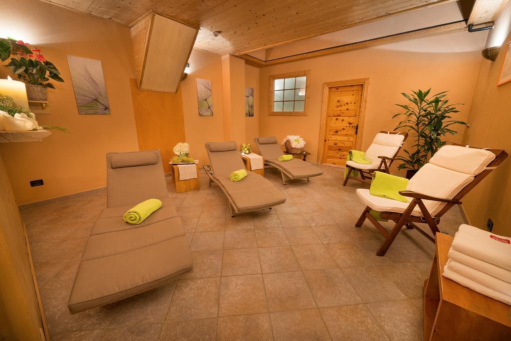 Hotel Astra Livigno Esterno foto