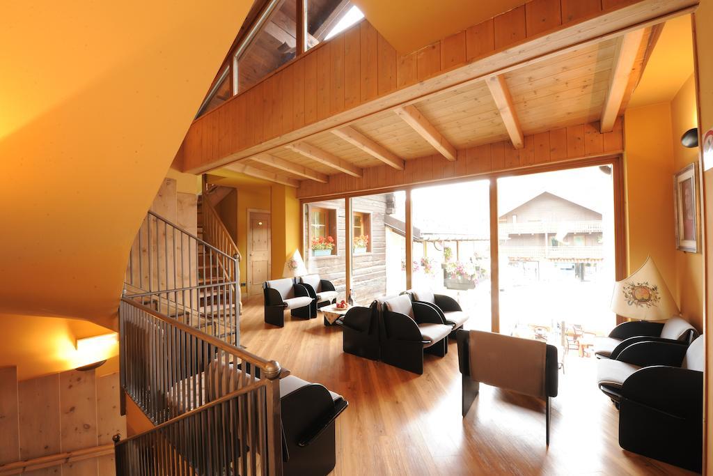 Hotel Astra Livigno Esterno foto