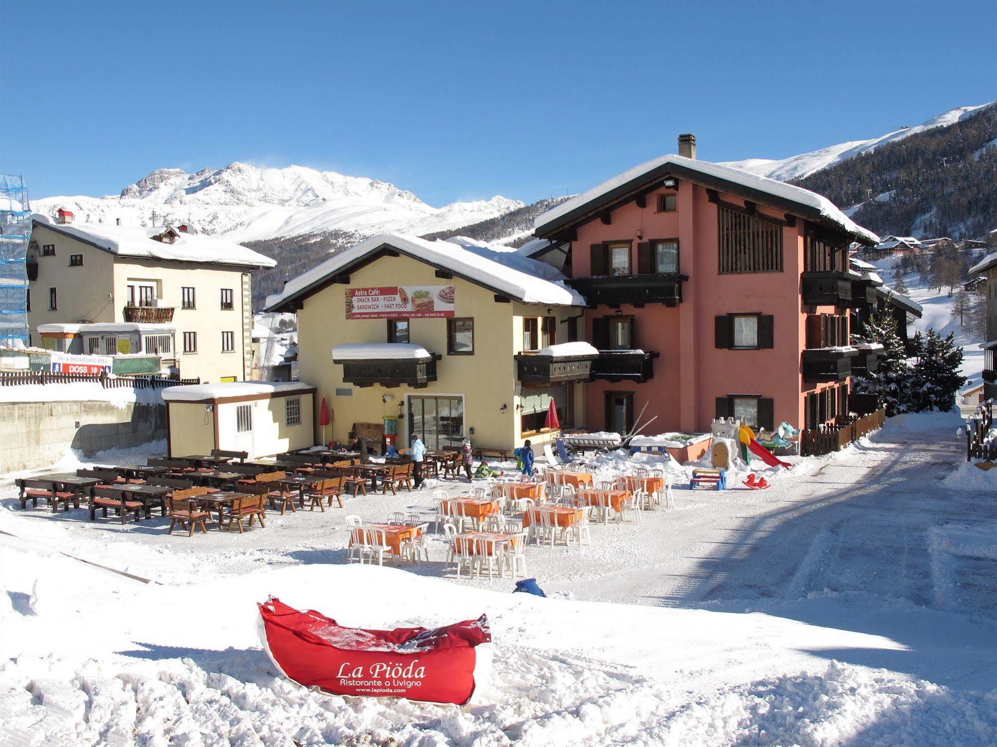 Hotel Astra Livigno Esterno foto